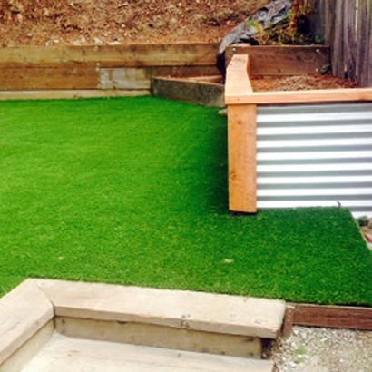 Fake Grass Green Acres California Landscape Dog Kennels